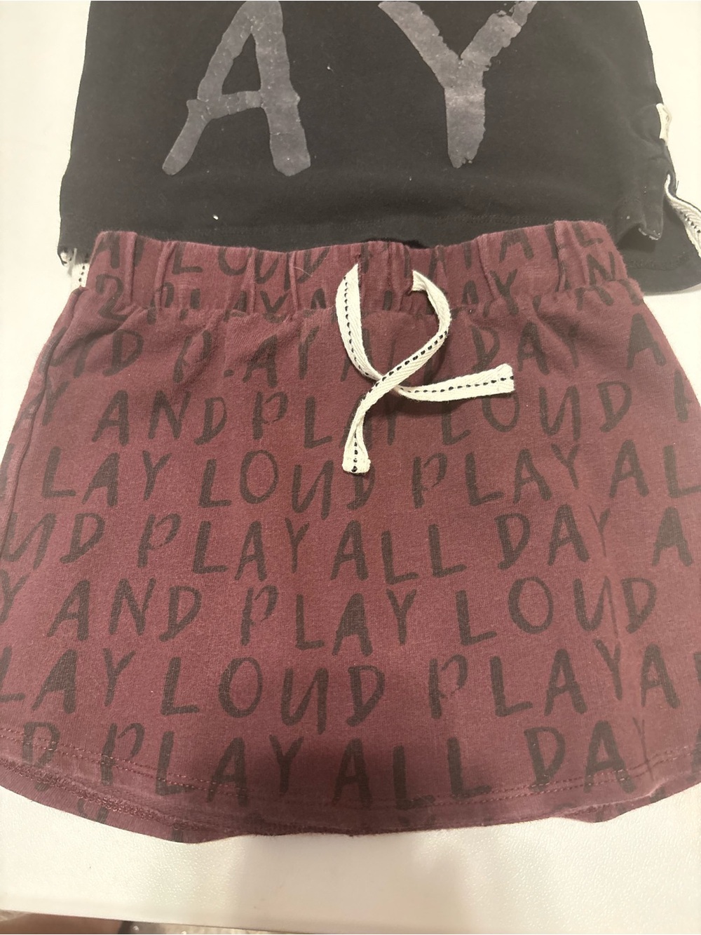 Outfit // 2T - Picture 3 of 5